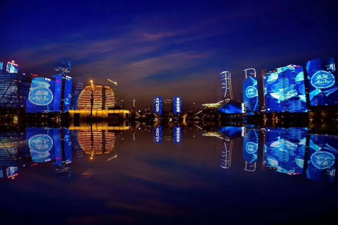今夜，腾博官方诚信官网入口向世界精彩呈现(图1)